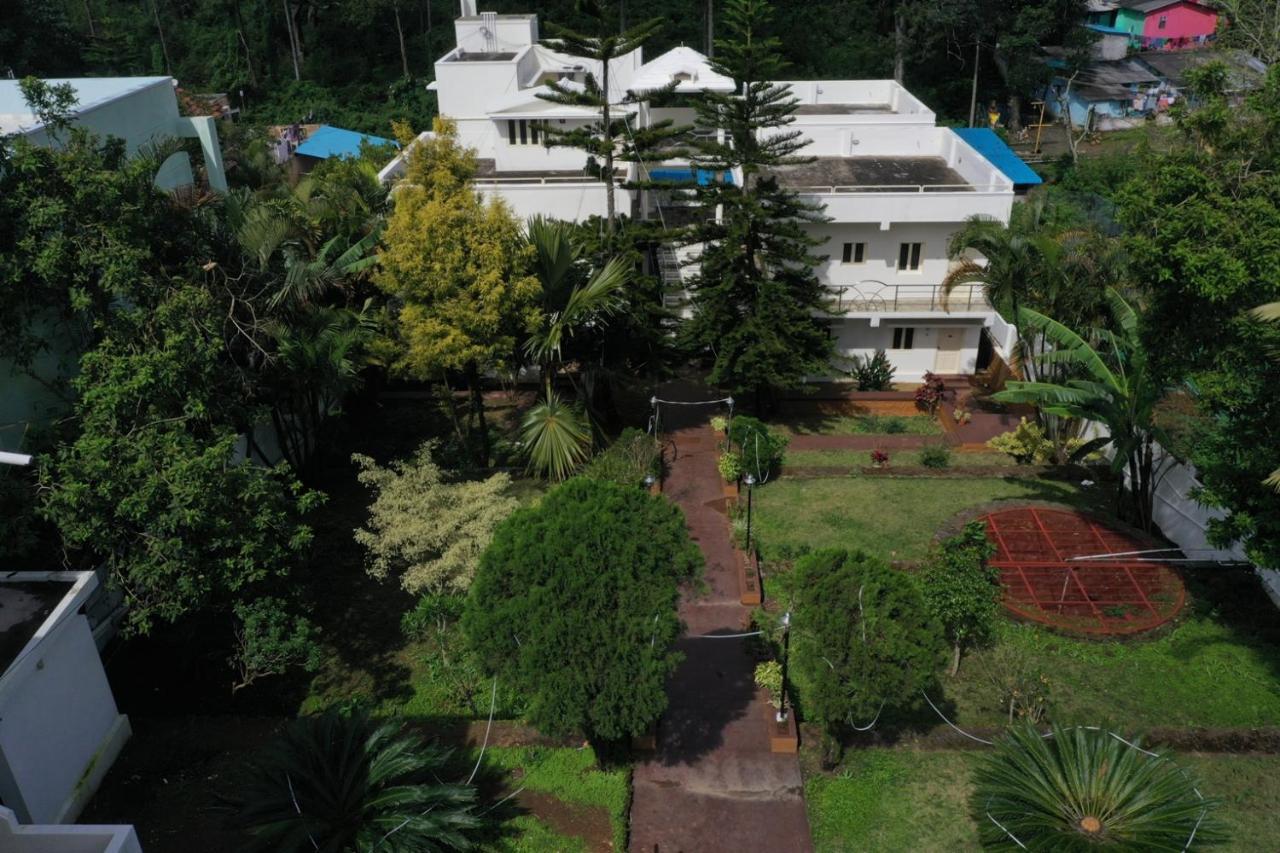 Cliffhanger Retreat Yercaud Exterior foto